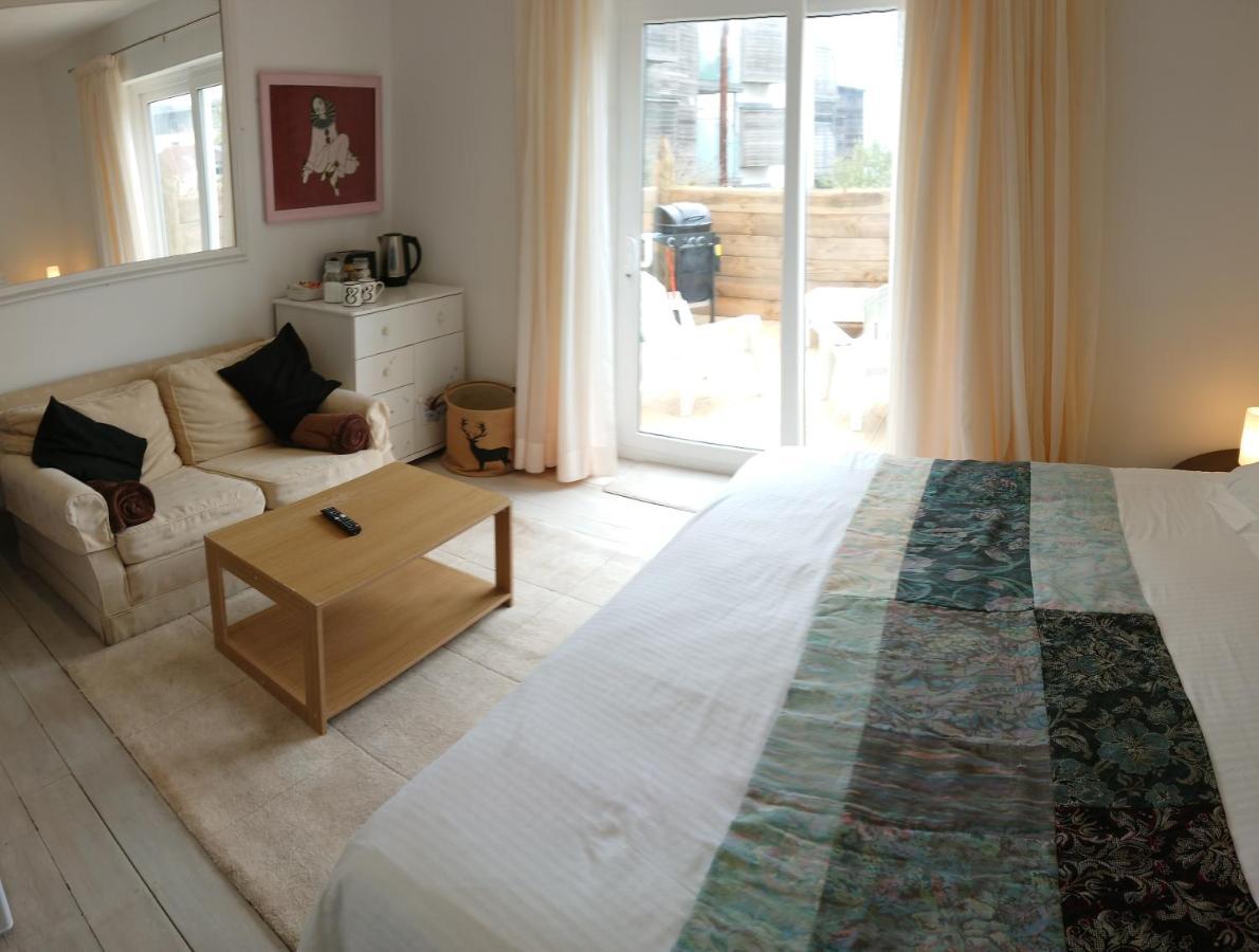Surf Lookout - King Size En-Suite With Sea Views New Quay Buitenkant foto