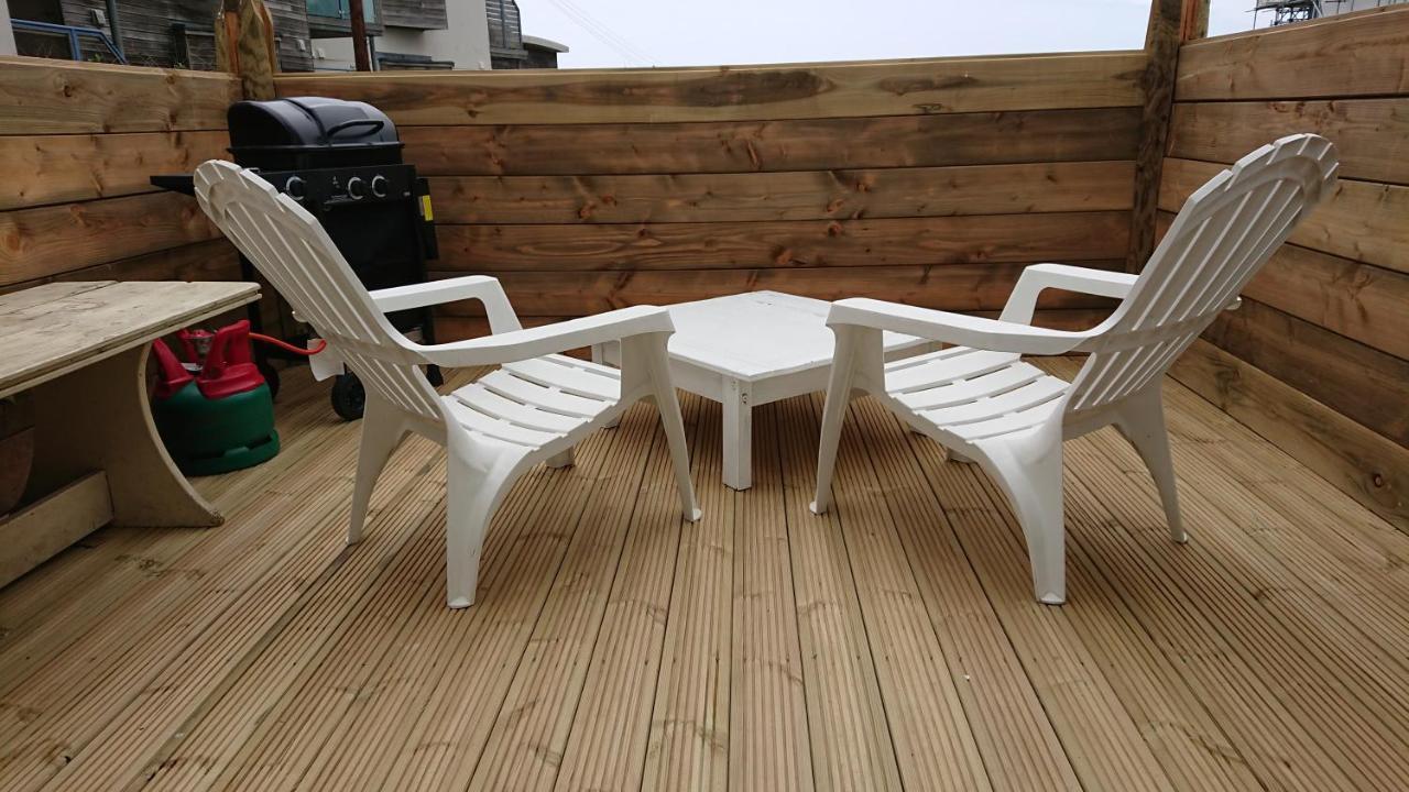 Surf Lookout - King Size En-Suite With Sea Views New Quay Buitenkant foto